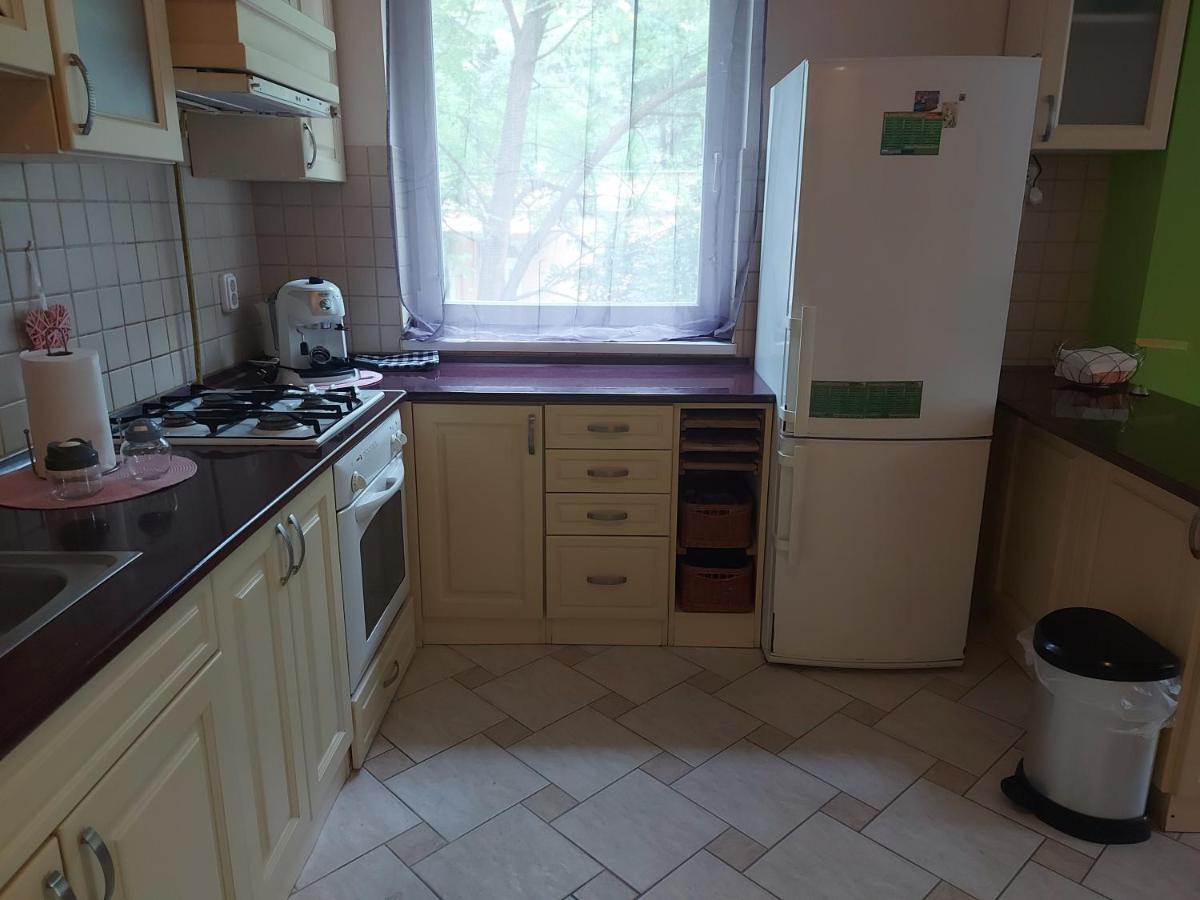 Lara Apartman Debrecen Exterior foto
